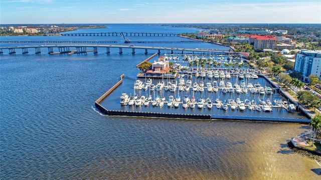 2014 RIVERSIDE DRIVE E, Bradenton, FL 34208