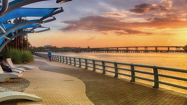 2014 RIVERSIDE DRIVE E, Bradenton, FL 34208