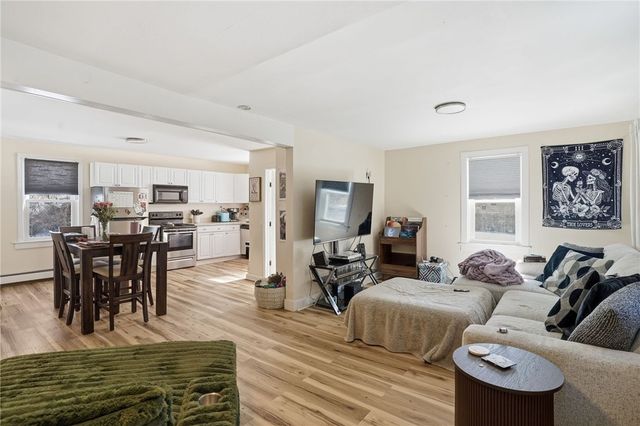 20 Mount Pleasant View Avenue, Cumberland, RI 02864