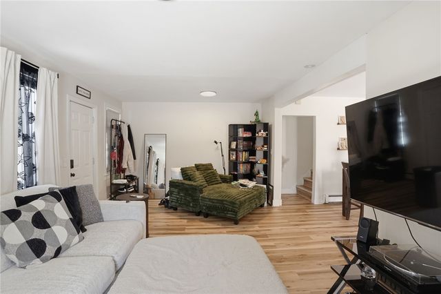 20 Mount Pleasant View Avenue, Cumberland, RI 02864