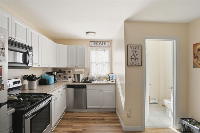 20 Mount Pleasant View Avenue, Cumberland, RI 02864