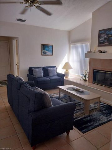 449 Dundee CT, Naples, FL 34104