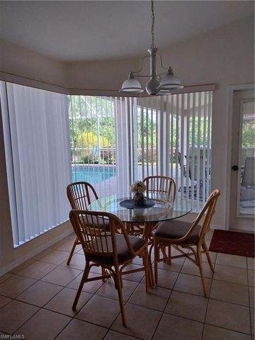 449 Dundee CT, Naples, FL 34104