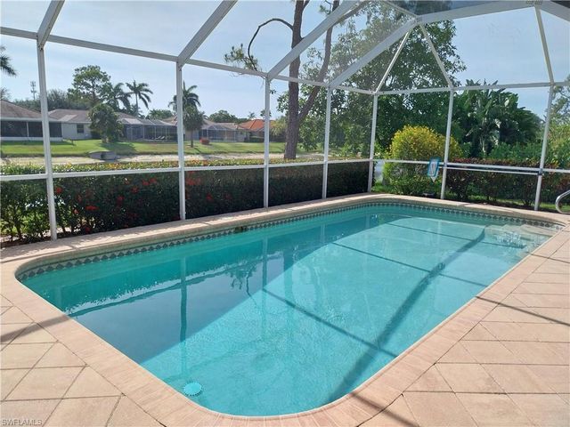 449 Dundee CT, Naples, FL 34104