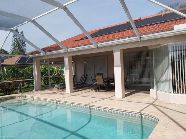 449 Dundee CT, Naples, FL 34104
