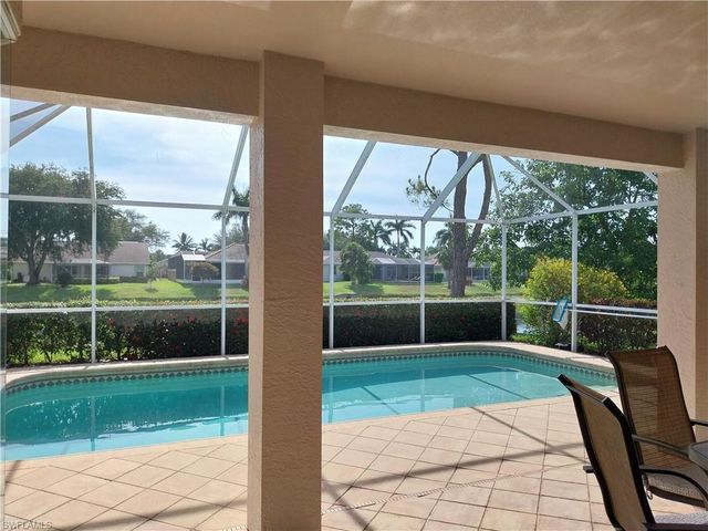 449 Dundee CT, Naples, FL 34104