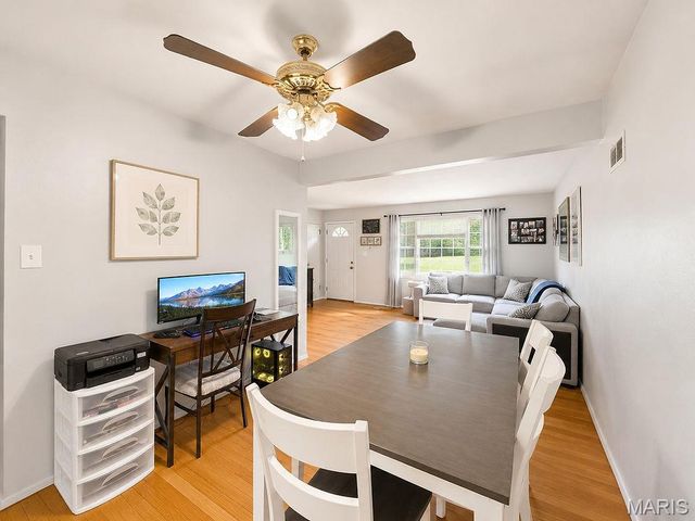 1133 Fain Drive, St Louis, MO 63125