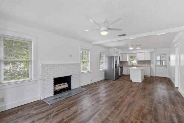 415 Greenbriar Drive 1, Lake Park, FL 33403