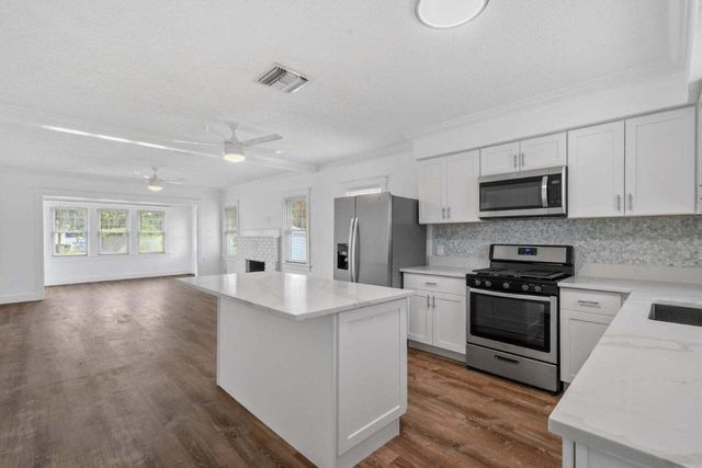 415 Greenbriar Drive 1, Lake Park, FL 33403