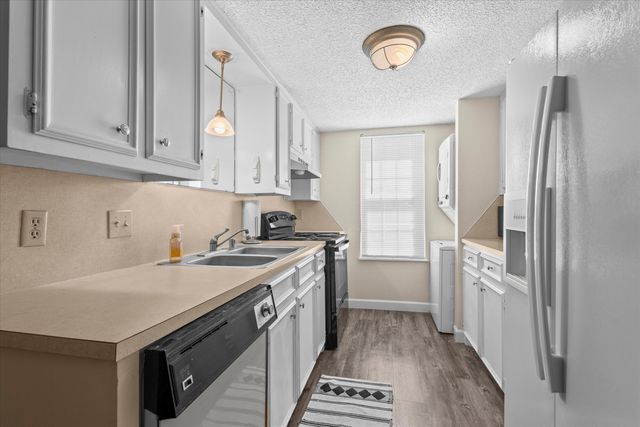 8601 Memphis Drive, A-14, Lubbock, TX 79423