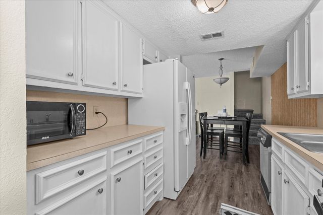 8601 Memphis Drive, A-14, Lubbock, TX 79423