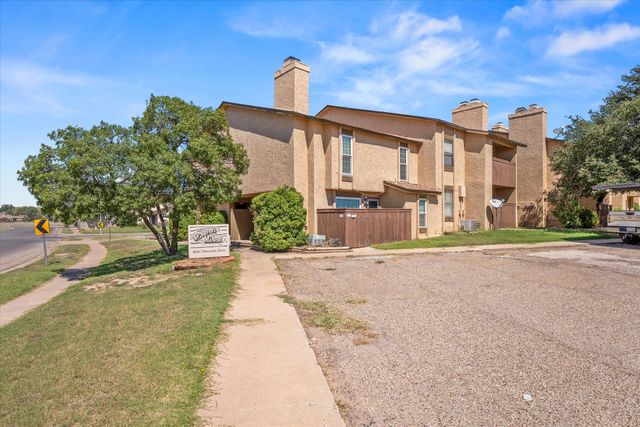 8601 Memphis Drive, A-14, Lubbock, TX 79423