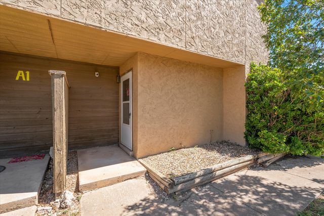 8601 Memphis Drive, A-14, Lubbock, TX 79423