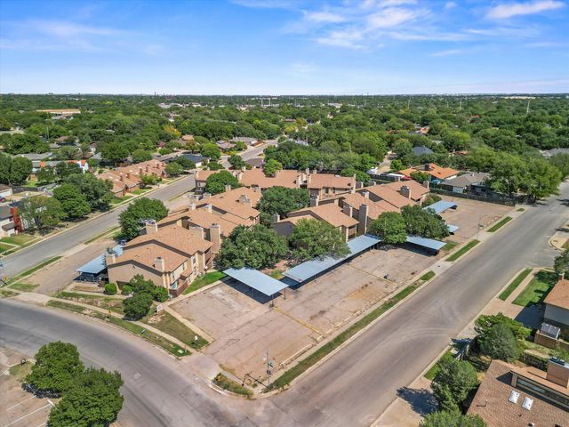 8601 Memphis Drive, A-14, Lubbock, TX 79423