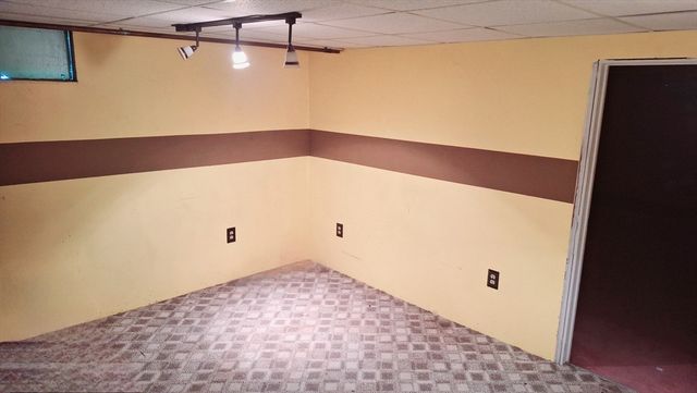 115 Senator St, Springfield, MA 01129