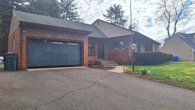 115 Senator St, Springfield, MA 01129