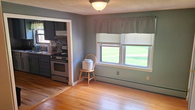 115 Senator St, Springfield, MA 01129