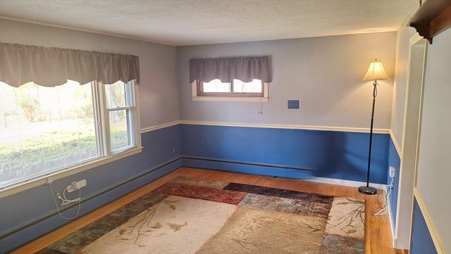 115 Senator St, Springfield, MA 01129
