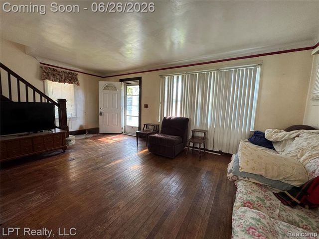 942 2nd Street, Wyandotte, MI 48192