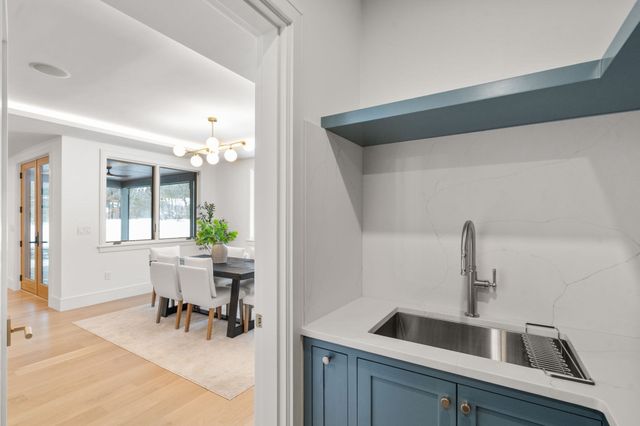 14 Fiske Pond Road, Holliston, MA 01746