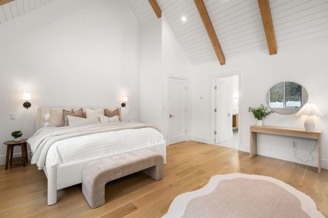 14 Fiske Pond Road, Holliston, MA 01746