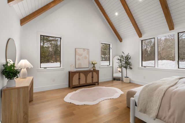 14 Fiske Pond Road, Holliston, MA 01746
