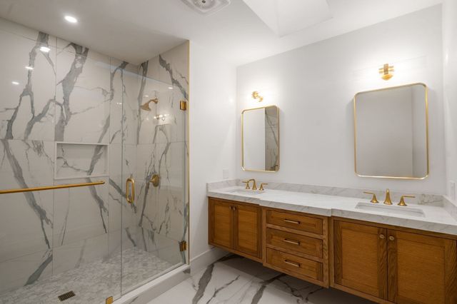 14 Fiske Pond Road, Holliston, MA 01746