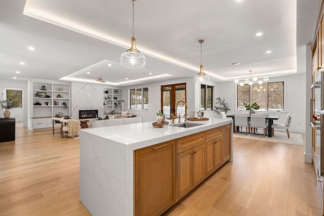 14 Fiske Pond Road, Holliston, MA 01746