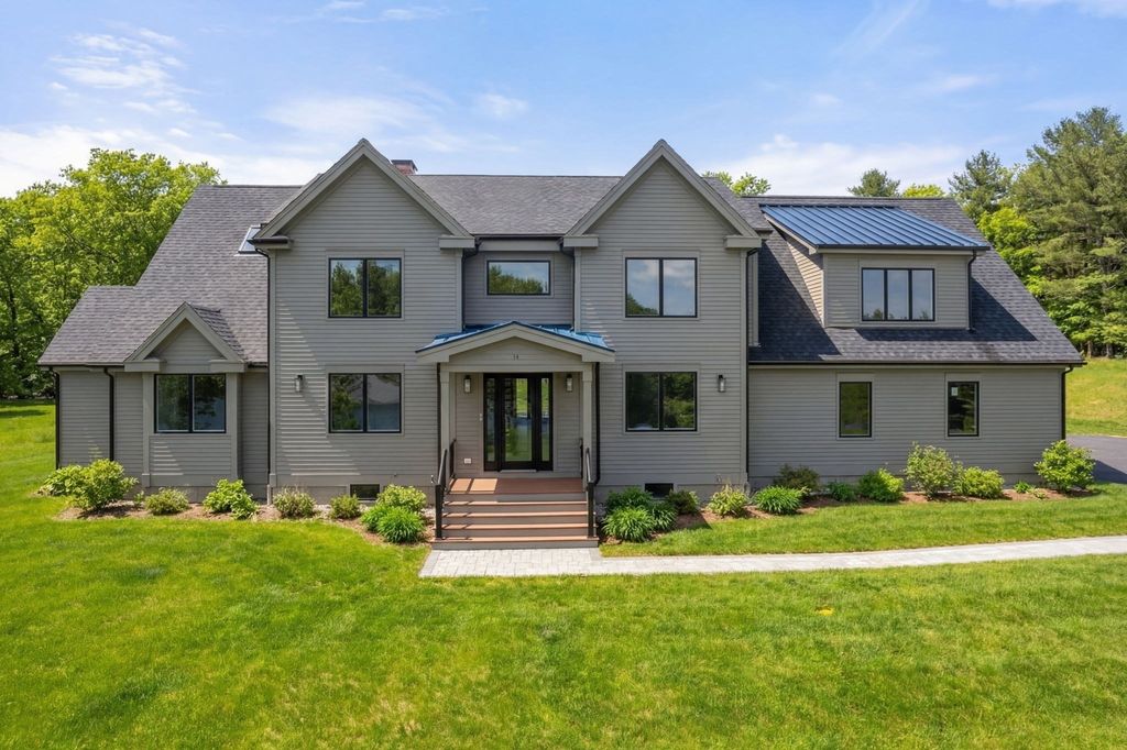 14 Fiske Pond Road, Holliston, MA 01746