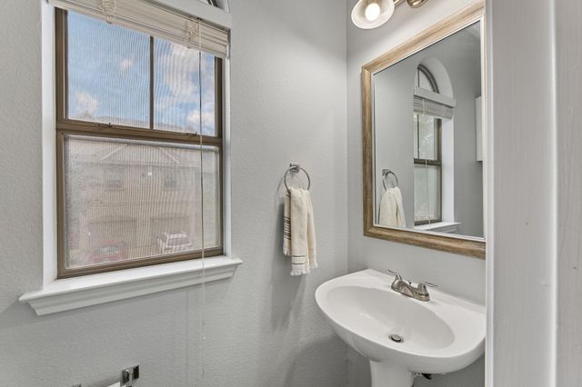 11203 Ranch Road 2222 RD 905, Austin, TX 78730