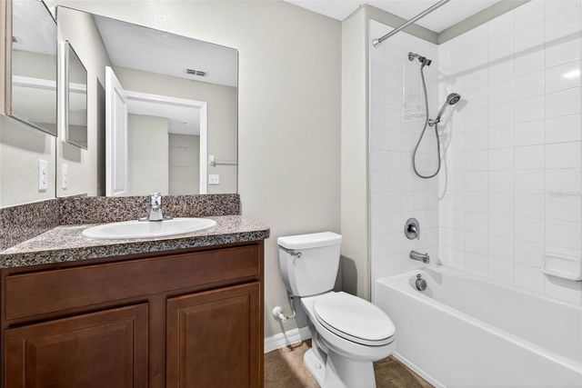 9754 PEMBROOKE PINES, Sun City Center, FL 33573