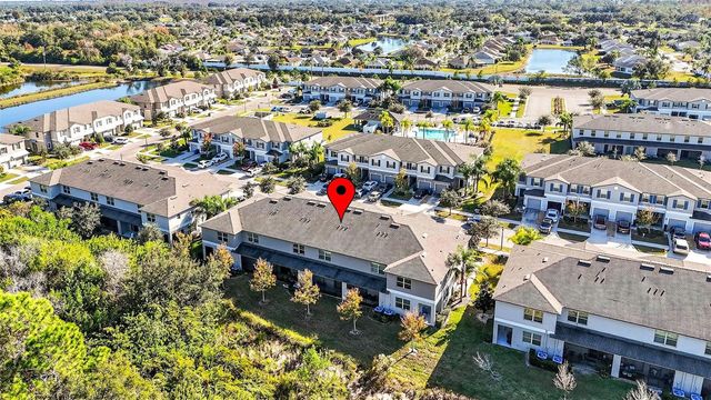 9754 PEMBROOKE PINES, Sun City Center, FL 33573