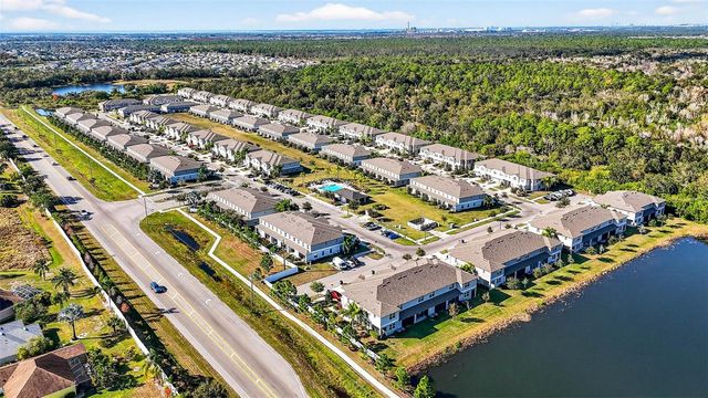 9754 PEMBROOKE PINES, Sun City Center, FL 33573