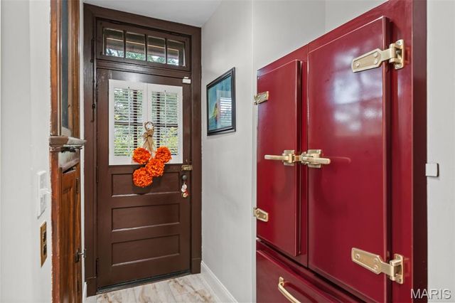 445 Algonquin Place, Webster Groves, MO 63119