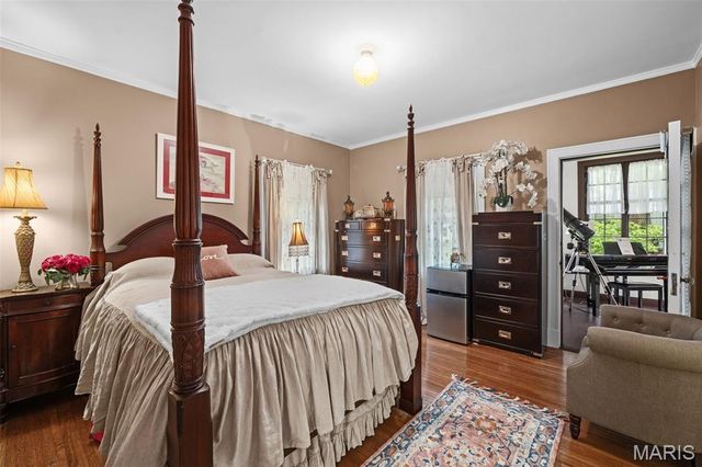 445 Algonquin Place, Webster Groves, MO 63119