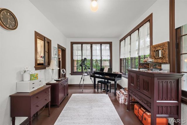 445 Algonquin Place, Webster Groves, MO 63119
