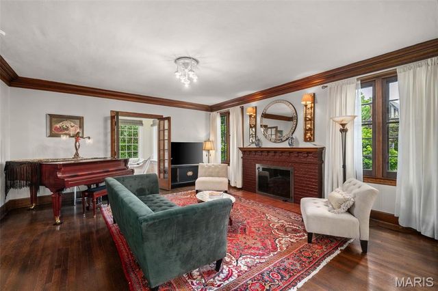 445 Algonquin Place, Webster Groves, MO 63119