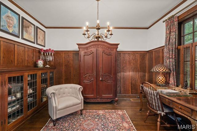 445 Algonquin Place, Webster Groves, MO 63119