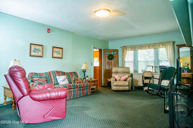 200 N Main Street, Candor, NC 27229