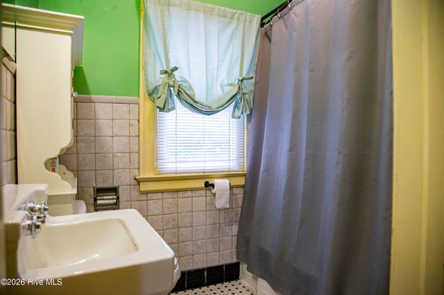 200 N Main Street, Candor, NC 27229