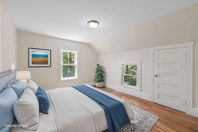 16 Highland Ave E, Braintree, MA 02184