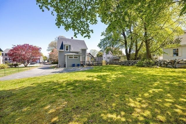 16 Highland Ave E, Braintree, MA 02184