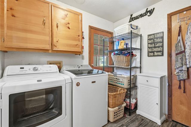2803 County Road 145, Alvin, TX 77511
