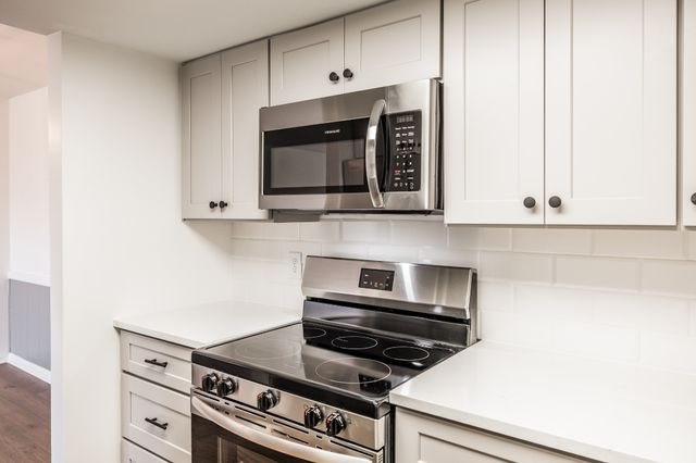 21 Vaughns Gap Rd Apt 55, Nashville, TN 37205