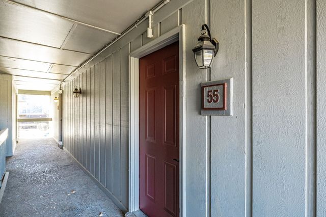 21 Vaughns Gap Rd Apt 55, Nashville, TN 37205