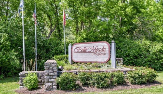21 Vaughns Gap Rd Apt 55, Nashville, TN 37205
