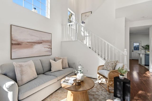 1308 Farragut Cir, Davis, CA 95618