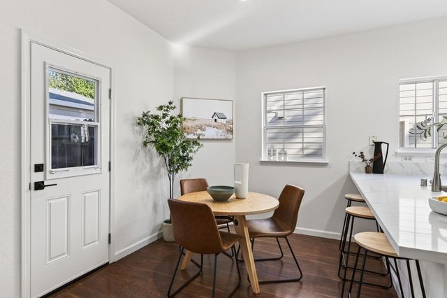 1308 Farragut Cir, Davis, CA 95618