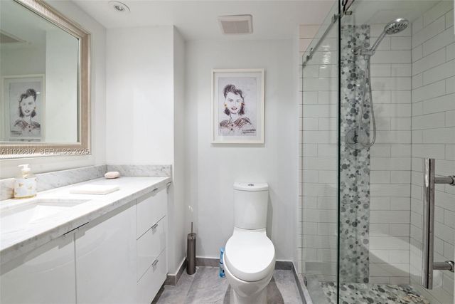 20185 E Country Club Dr 904, Aventura, FL 33180