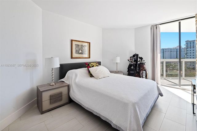 20185 E Country Club Dr 904, Aventura, FL 33180